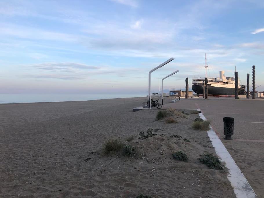 T2 Terrasse, Calme, Proche Et Commodites *