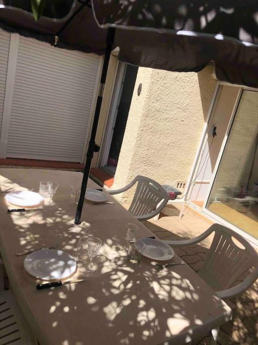 T2 Terrasse, Calme, Proche Et Commodites * Le Barcares