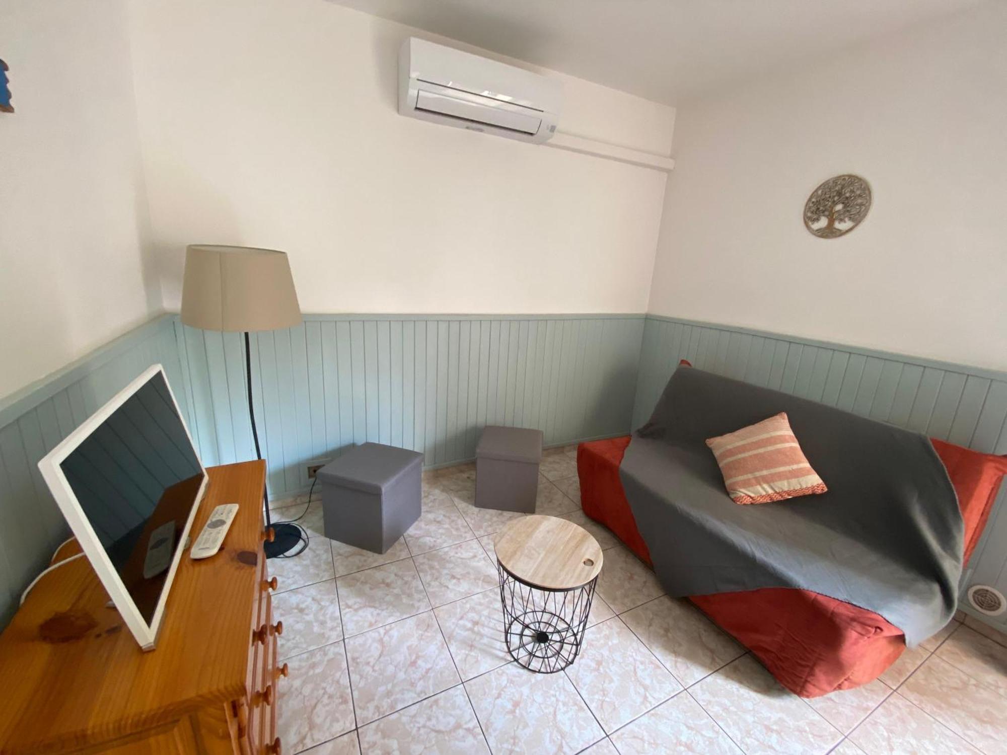 T2 Terrasse, Calme, Proche Et Commodites * Le Barcares